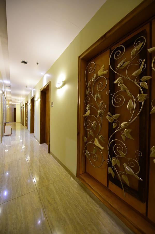 Hotel H - Sandhill Hotels Private Limited Ānand Exterior foto